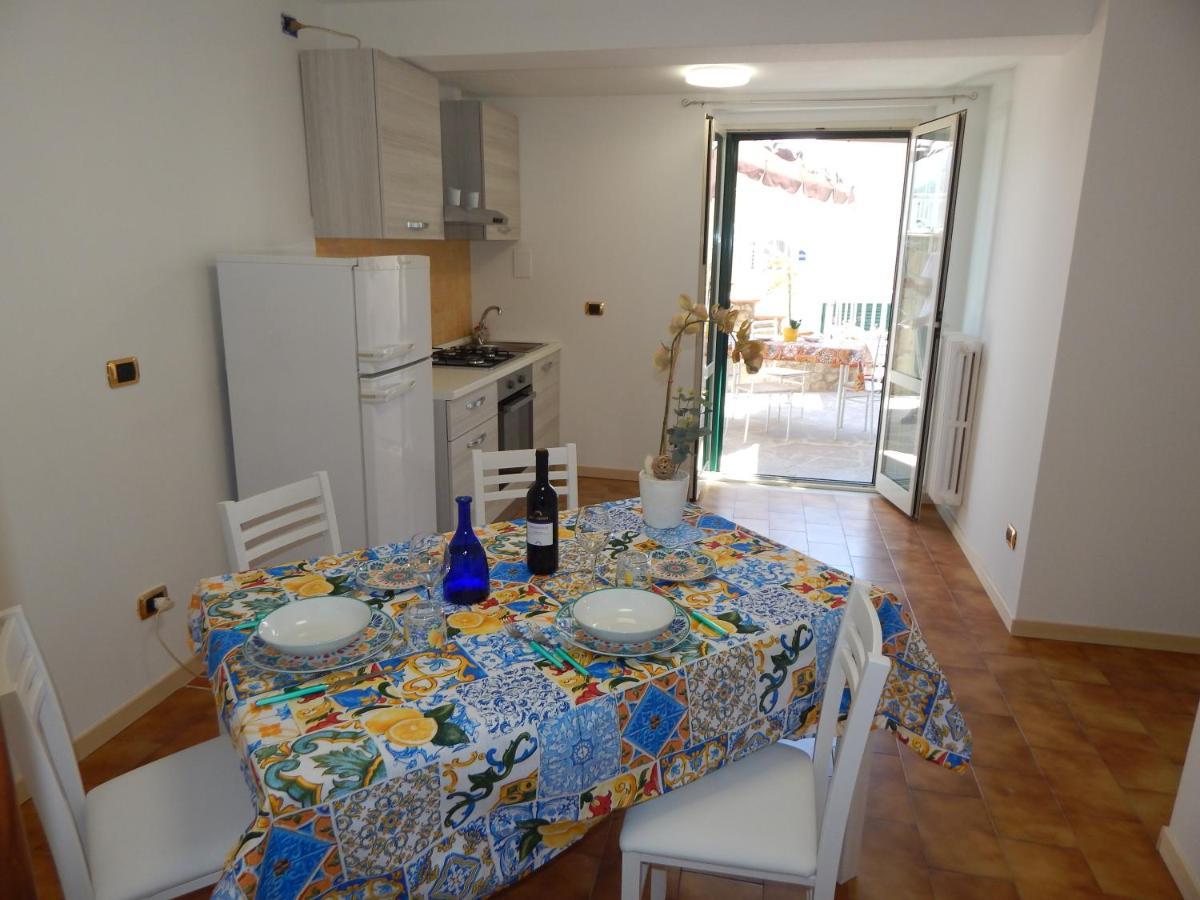 Casa Vacanza Diana ราเวลโล ภายนอก รูปภาพ