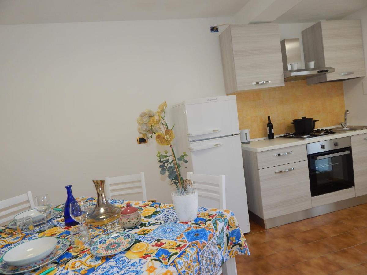 Casa Vacanza Diana ราเวลโล ภายนอก รูปภาพ