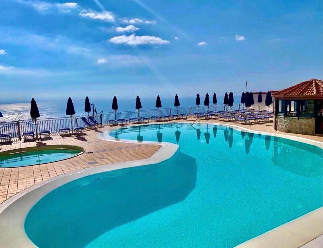 Casa Vacanza Diana ราเวลโล ภายนอก รูปภาพ